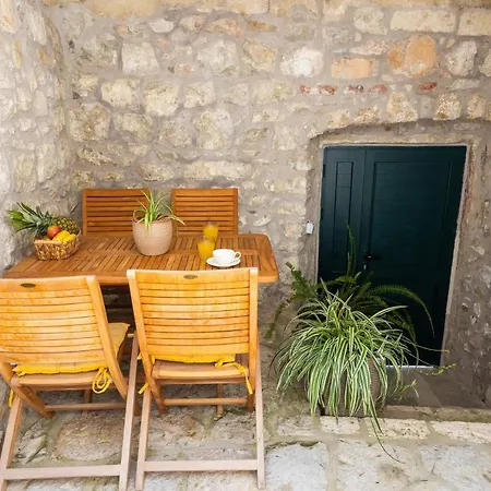 Cozy Stone House With Lovely View In Centre Holiday home *
