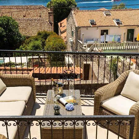 Holiday home Cozy Stone House With Lovely View In Centre *