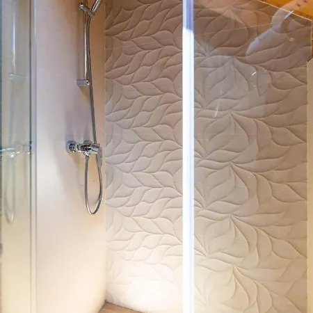 Casa de Férias Cozy Stone House With Lovely View In Centre *