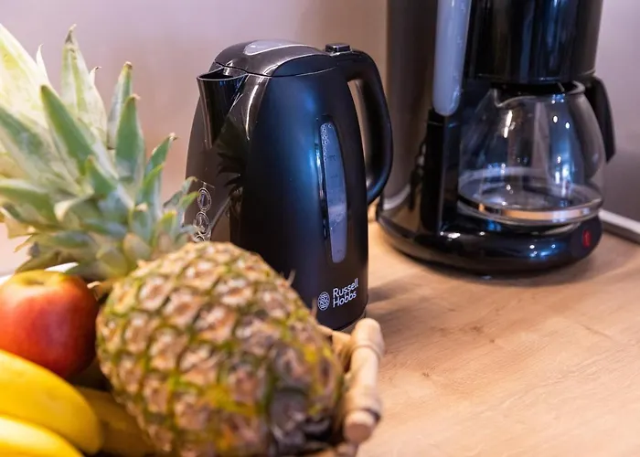 Hébergement de vacances Cozy Stone House With Lovely View In Centre *
