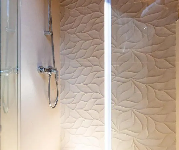 Feriehus Cozy Stone House With Lovely View In Centre *